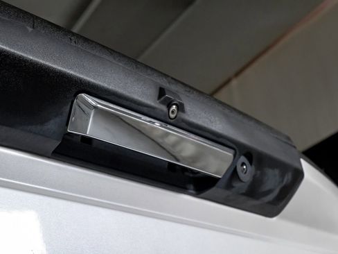 Used 2017 Ford F250 Lariat w/ Chrome Package image 44