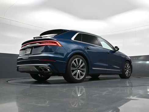 Used 2022 Audi SQ8 Prestige AWD/4WD image 24