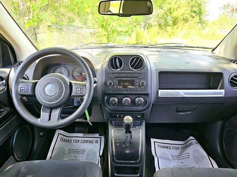 Used 2017 Jeep Compass Sport w/ Power Value Group image 11