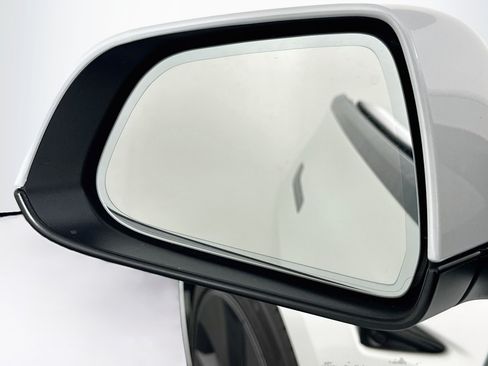 Used 2023 Tesla Model 3 Standard Range RWD image 16