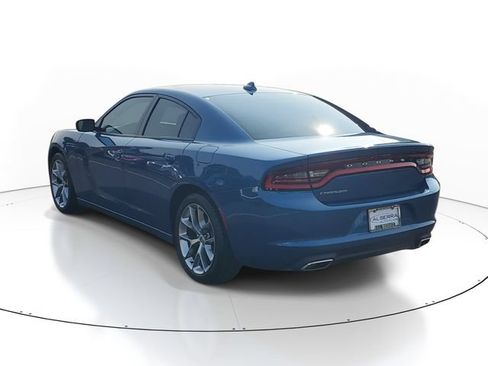 Used 2021 Dodge Charger SXT w/ Plus Group RWD image 3