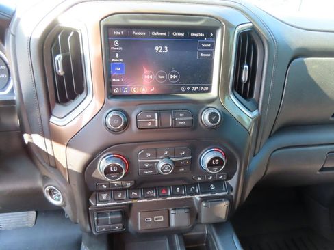 Used 2022 Chevrolet Silverado 3500 High Country w/ Safety Package II AWD/4WD image 34