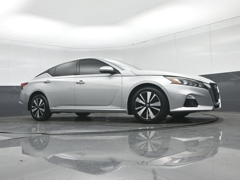 Used 2020 Nissan Altima 2.5 SL AWD/4WD image 54