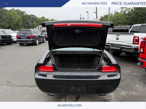 Used 2014 Dodge Challenger R/T RWD image 9