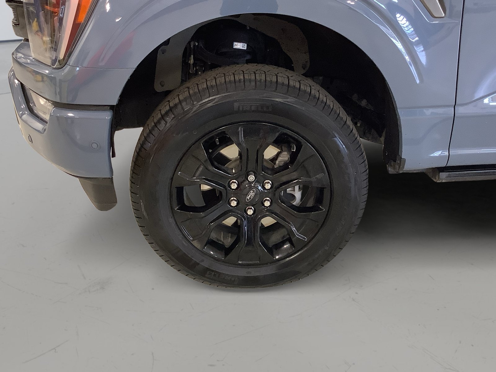 Certified 2023 Ford F150 Platinum w/ Equipment Group 701A High AWD/4WD image 9