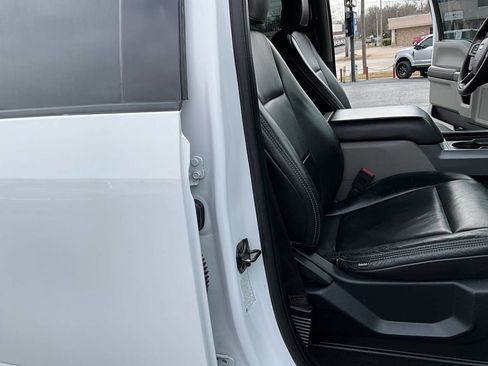 Used 2020 Ford F350 XLT w/ XLT Premium Package image 25