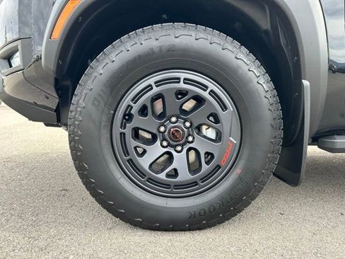 New 2026 Nissan Frontier PRO-4X w/ Tow Package AWD/4WD image 11