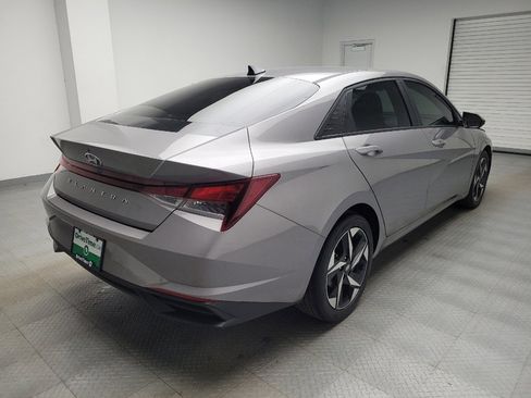 Used 2023 Hyundai Elantra SEL w/ Convenience Package FWD image 9