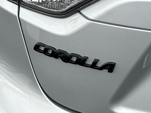 New 2026 Toyota Corolla SE FWD image 8