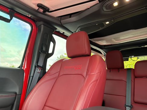 Used 2024 Jeep Wrangler Unlimited Rubicon 392 AWD/4WD image 19