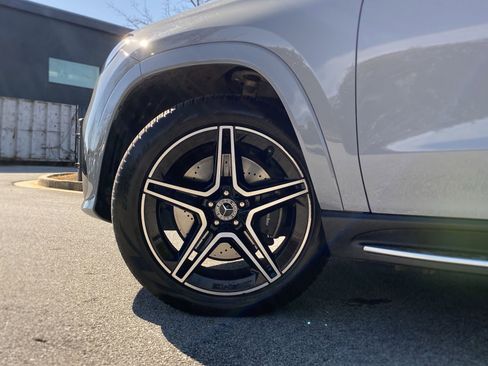 Used 2024 Mercedes-Benz GLS 450 450 w/ AMG Line Exterior image 21