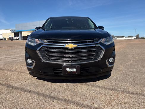 Used 2019 Chevrolet Traverse Premier w/ Driver Confidence II Package image 8