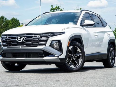 Used 2025 Hyundai Tucson SEL FWD image 1