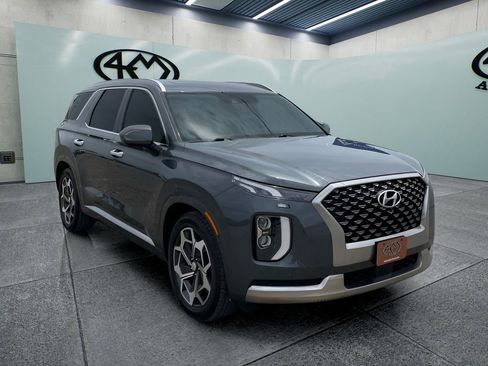 Used 2022 Hyundai Palisade Calligraphy w/ Cargo Package FWD image 1
