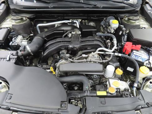 Used 2023 Subaru Outback Touring AWD/4WD image 29