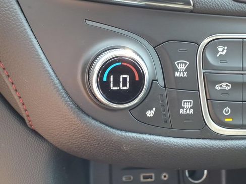 Used 2024 Chevrolet Equinox RS w/ RS Leather Package FWD image 15