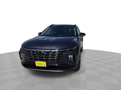 Used 2023 Hyundai Tucson Limited AWD/4WD image 3