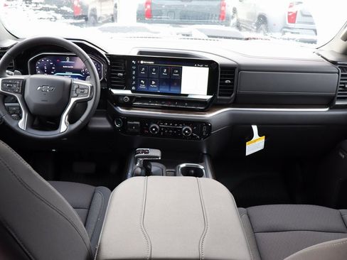 New 2026 Chevrolet Silverado 1500 LT Trail Boss w/ Convenience Package II image 18