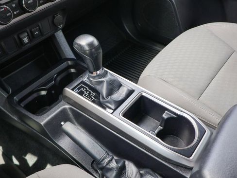 Used 2023 Toyota Tacoma SR5 RWD image 16