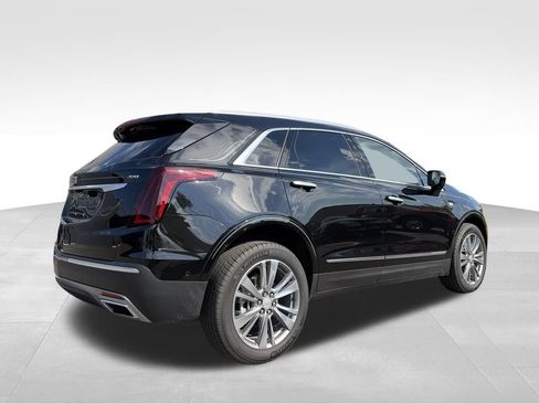 Used 2025 Cadillac XT5 Premium Luxury w/ Technology Package AWD/4WD image 16