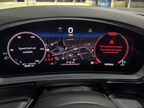 Used 2024 Porsche Cayenne S image 20