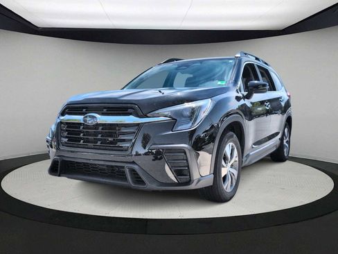Certified 2023 Subaru Ascent Premium w/ Convenience Package AWD/4WD image 4