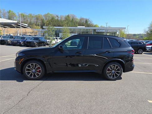 New 2026 BMW X5 xDrive50e w/ M Sport Package AWD/4WD image 7