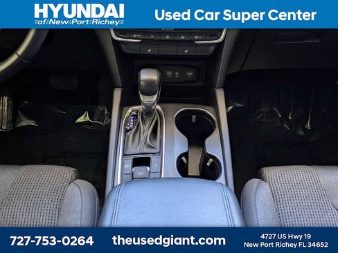 Used 2020 Hyundai Santa Fe SEL w/ Convenience Package image 22