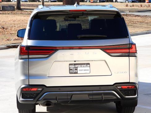 Used 2023 Lexus LX 600 F Sport image 19