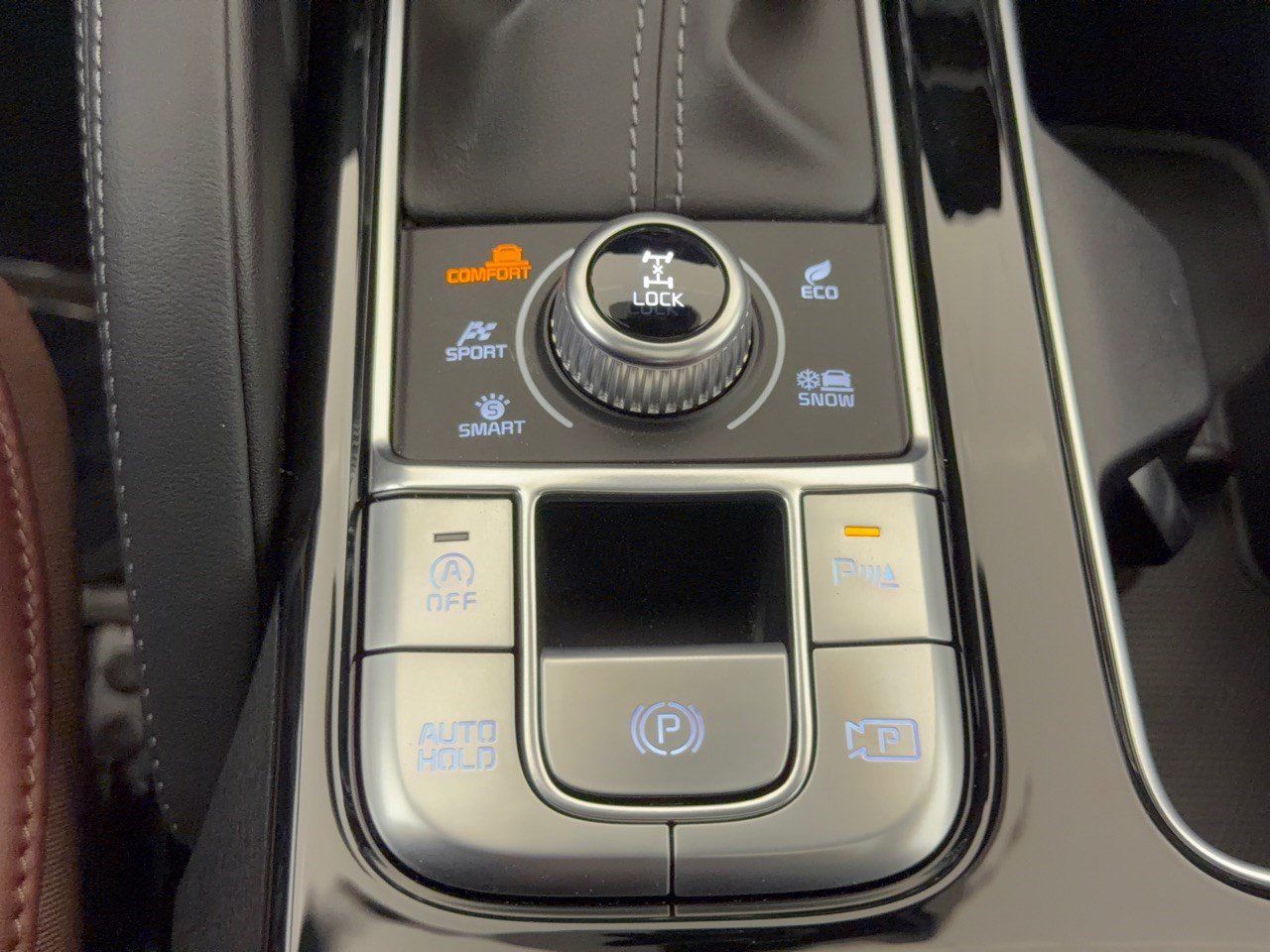 Used 2024 Kia Telluride SX Prestige AWD/4WD image 31