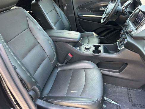 Used 2023 GMC Terrain SLT w/ Infotainment Package II FWD image 41