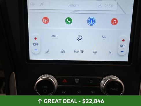 Used 2024 Ford Edge SEL image 40