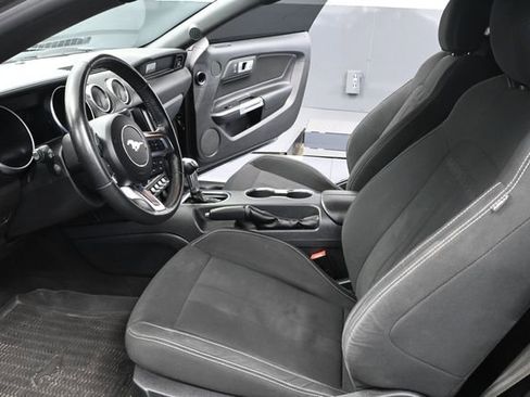 Used 2022 Ford Mustang Coupe RWD image 22