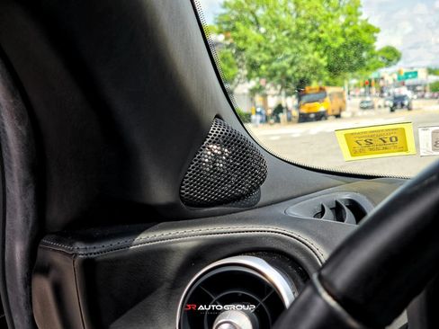 Used 2020 McLaren GT RWD image 50