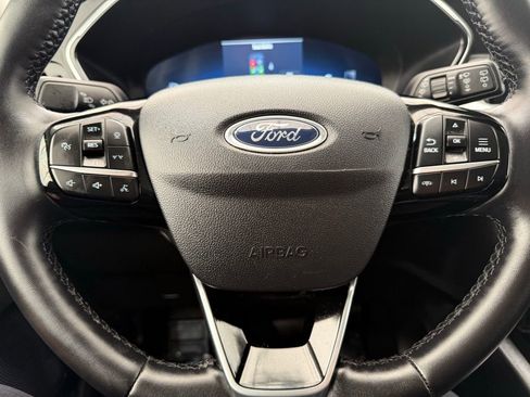 Certified 2024 Ford Escape Platinum image 36