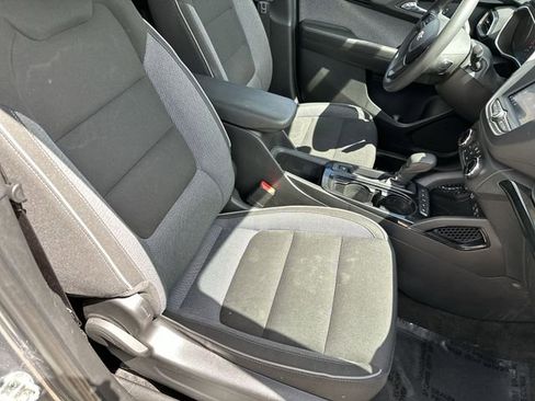 Certified 2022 Chevrolet TrailBlazer LT FWD image 28