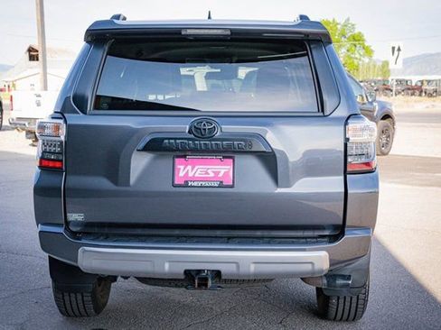 Used 2021 Toyota 4Runner TRD Off-Road Premium image 9