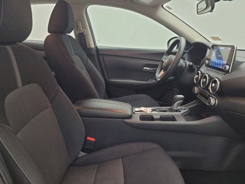 Used 2025 Nissan Sentra SV FWD image 21