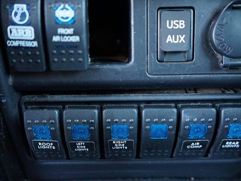 Used 2017 Toyota 4Runner TRD Pro AWD/4WD image 18