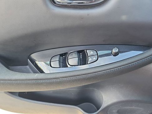 Used 2023 Nissan Leaf SV Plus image 31