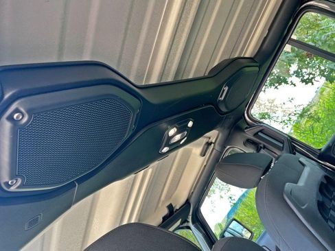 Used 2021 Jeep Wrangler Unlimited Rubicon image 18