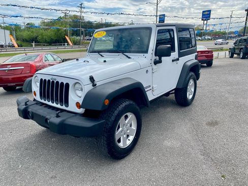 Used 2012 Jeep Wrangler Sport image 3