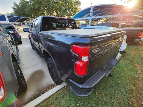 Used 2024 Chevrolet Silverado 1500 LT Trail Boss w/ Convenience Package II AWD/4WD image 3