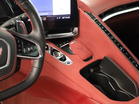 Used 2020 Chevrolet Corvette Stingray w/ 3LT Preferred Equipment Group image 18