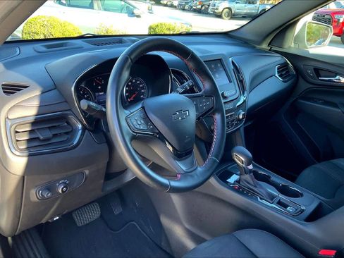Used 2023 Chevrolet Equinox RS image 16