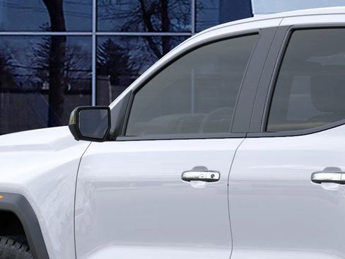 New 2026 GMC Canyon Denali image 12