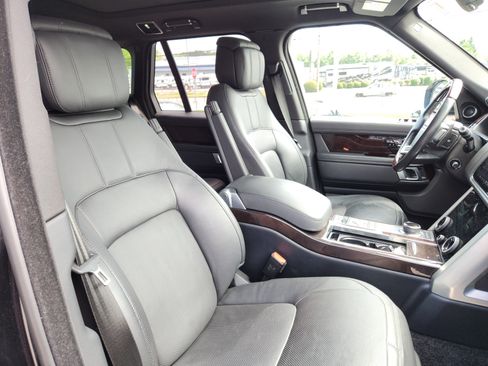 Used 2019 Land Rover Range Rover Supercharged AWD/4WD image 15