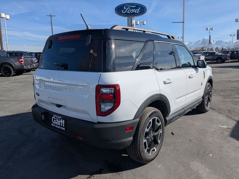 Used 2023 Ford Bronco Sport Outer Banks w/ Tech Package image 3