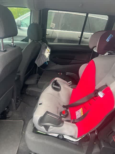 Used 2018 Ford Transit Connect XLT FWD image 5