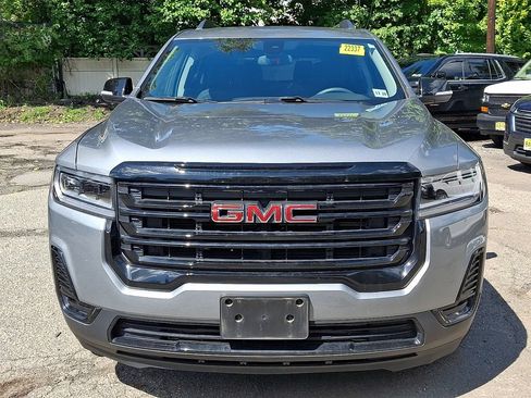 Used 2023 GMC Acadia SLE w/ Elevation Edition AWD/4WD image 2